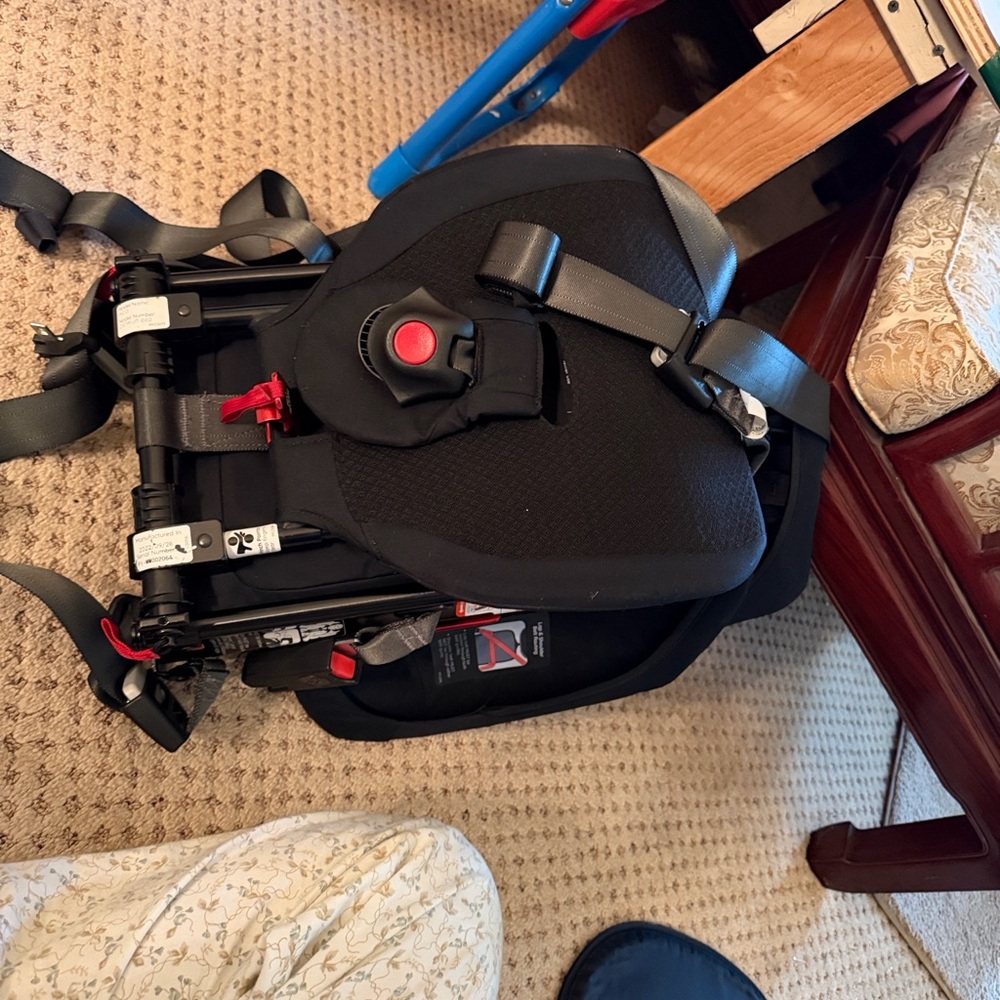 Wayb pico travel car seat - Picture 5 of 13